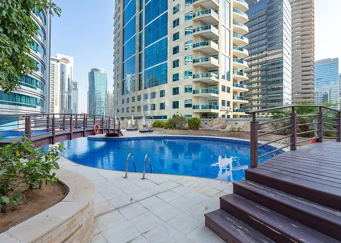 Heaven Crest Vacation Homes Dubai Marina - 4 Bedroom Suite With Marina View Near Jbr Beach, Free Parking, Wi-Fi, Gym And Pool