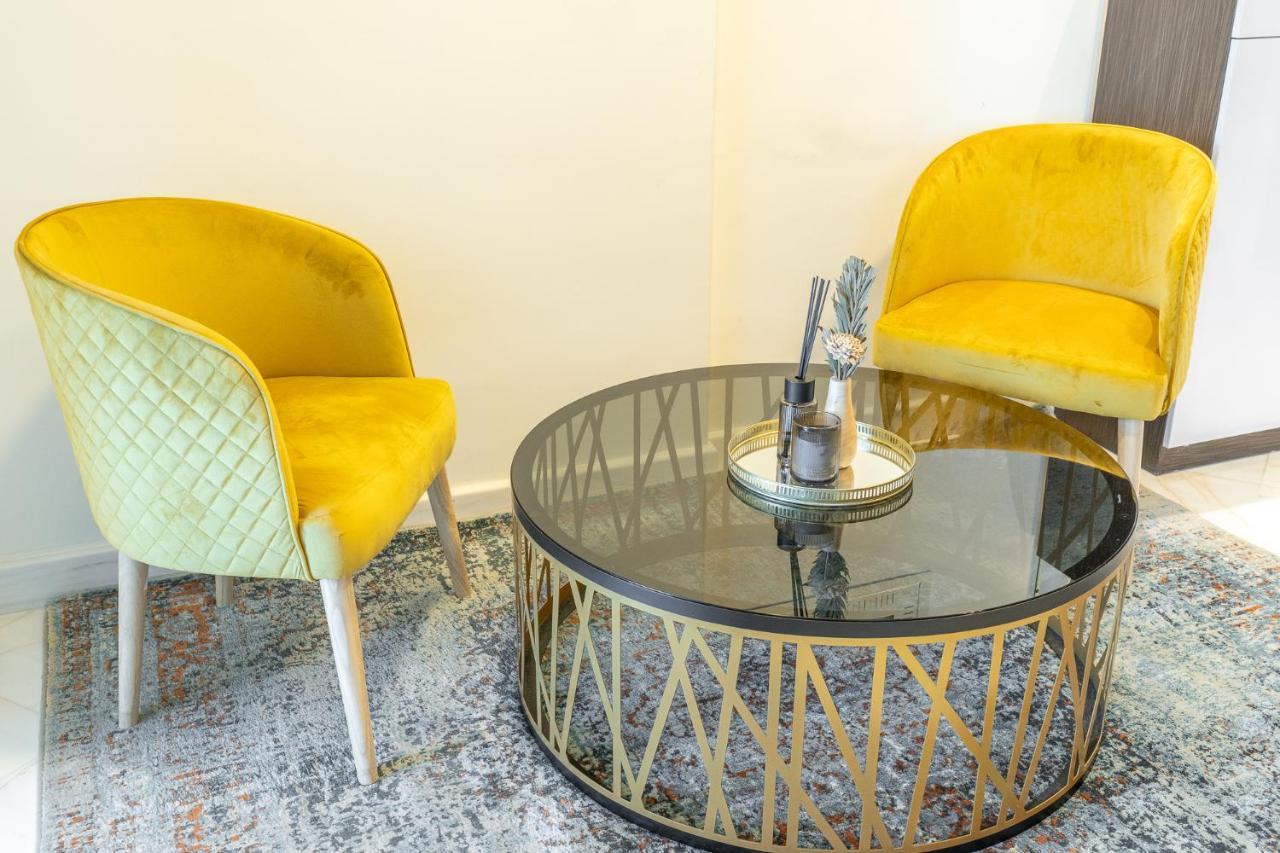 Heaven Crest Business Bay Canal View - Luxury 2 Bedroom With Free Parking, Wi-fi, Gym And Pool Apartamento