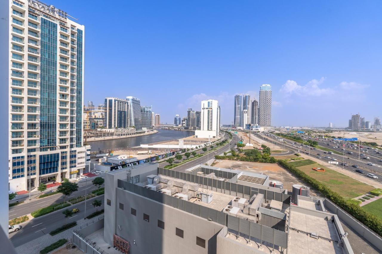 Apartamento Heaven Crest Business Bay Canal View - Luxury 2 Bedroom With Free Parking, Wi-fi, Gym And Pool *