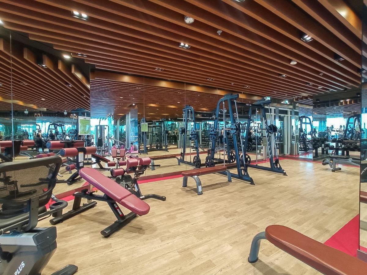 Heaven Crest Business Bay Canal View - Luxury 2 Bedroom With Free Parking, Wi-fi, Gym And Pool Apartamento *